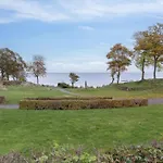 Beautifull 2-room With Sea View *