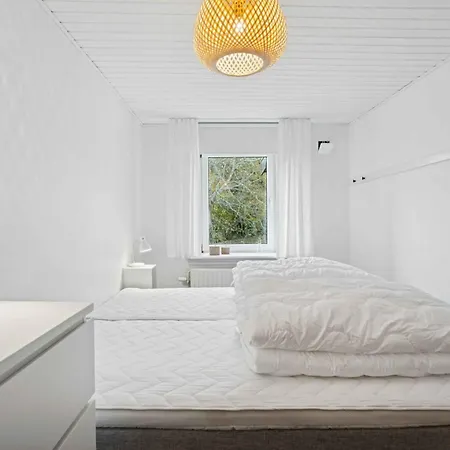 Beautifull 2-room With Sea View アパート アリンエ